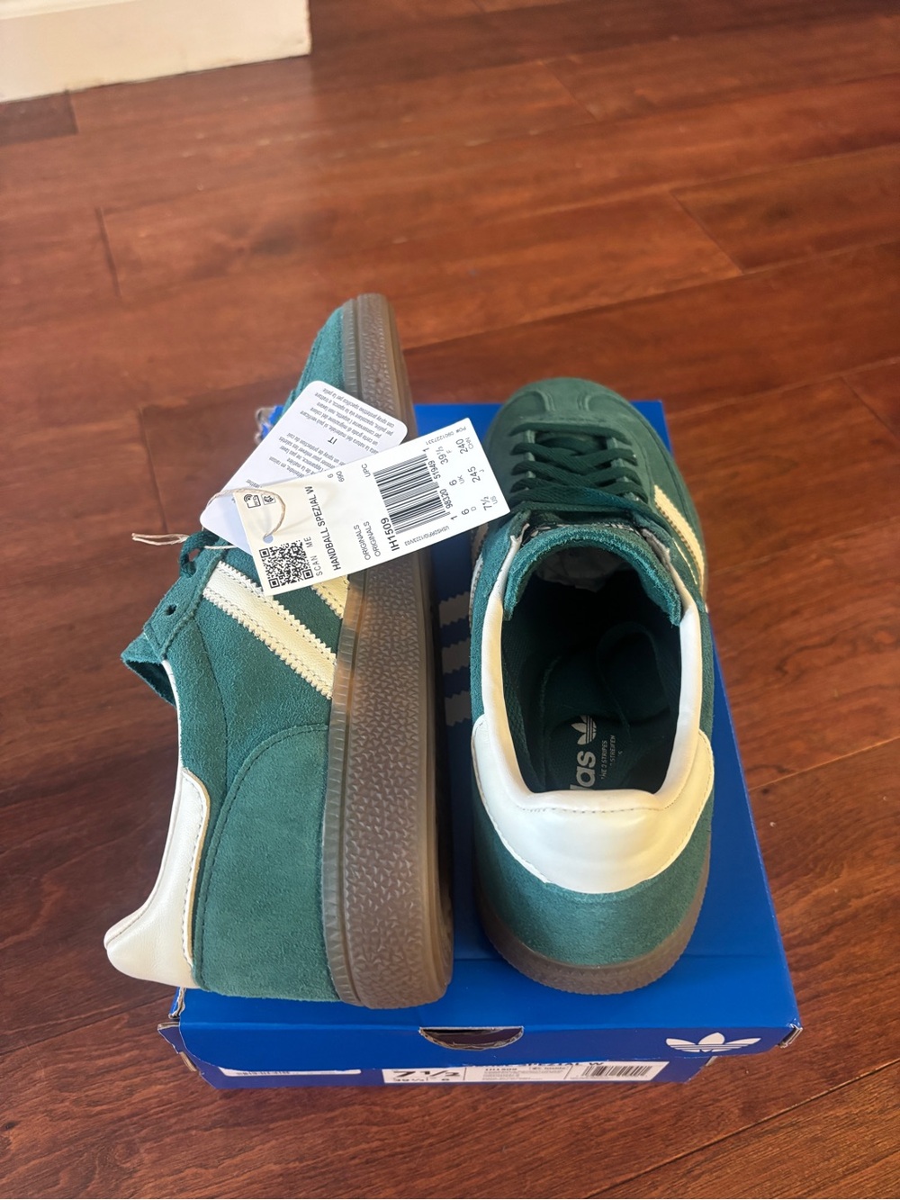 Adidas Handball Spezial Green Suede Sneakers with White Stripes - Picture 6 of 7